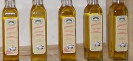 Flacons de 250 ml d'huile de noix